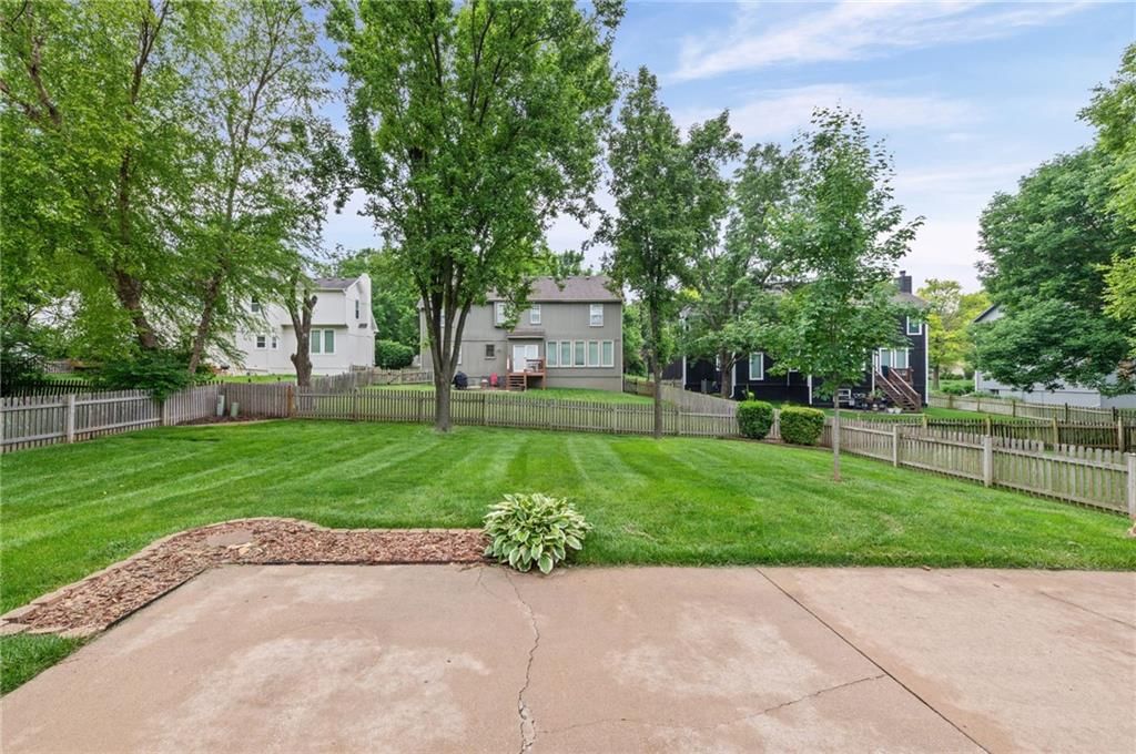 5211 W 156th Street — photo 47