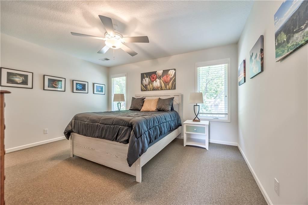 6424 W 100th Terrace — photo 19
