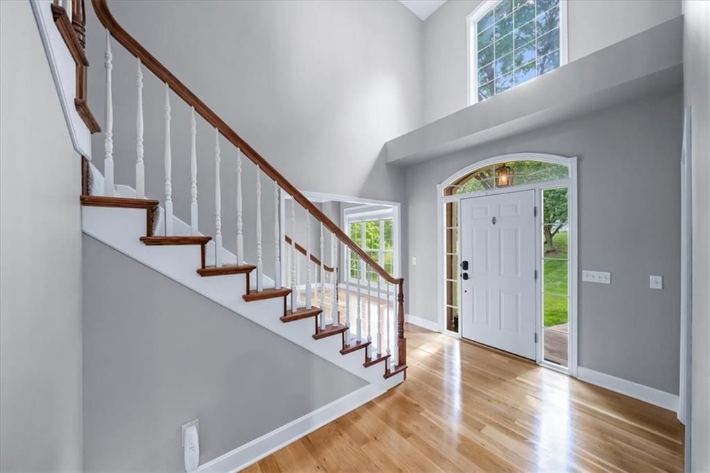 6 River Ridge — photo 4