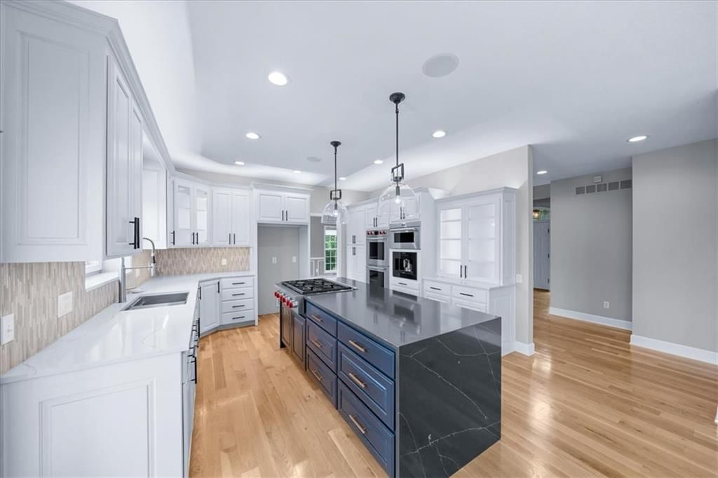 6 River Ridge — photo 10