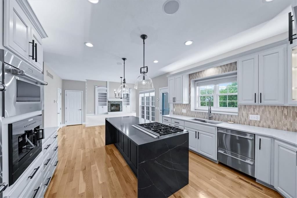 6 River Ridge — photo 11