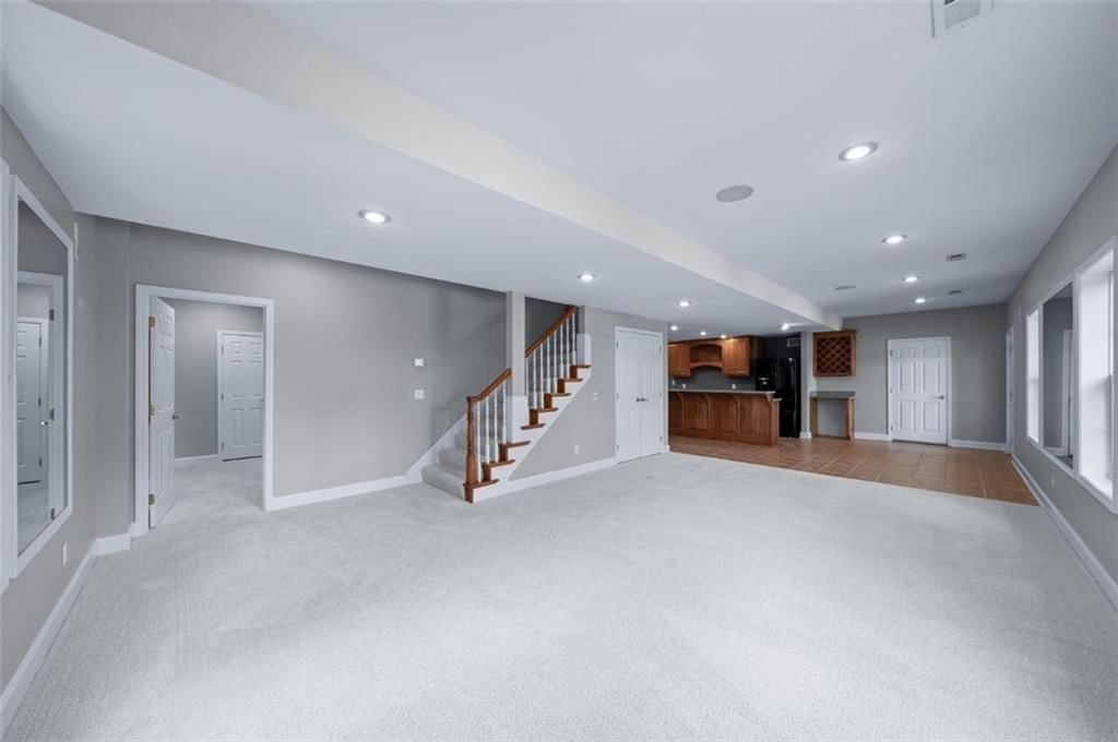 6 River Ridge — photo 41