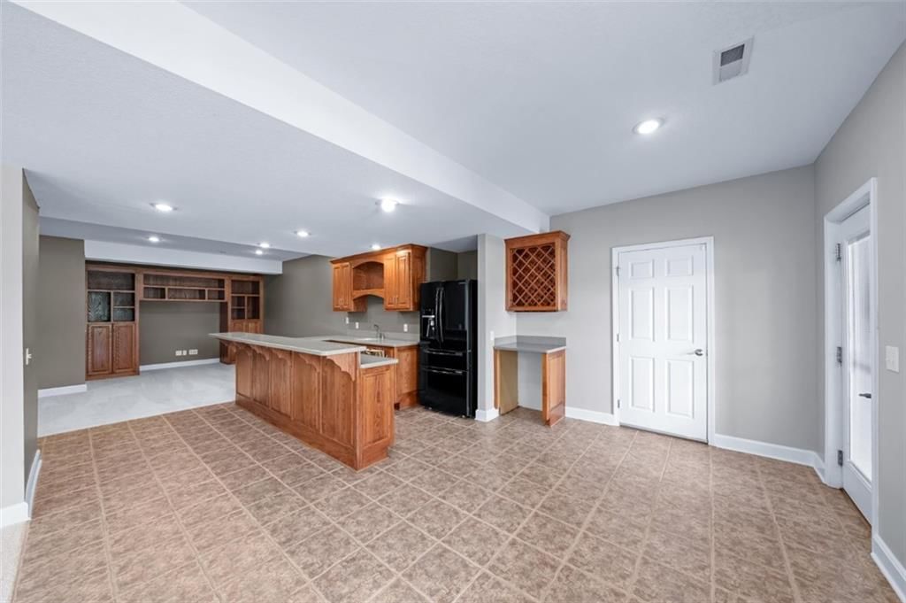 6 River Ridge — photo 45