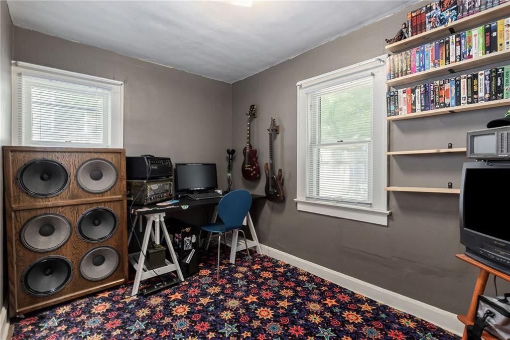 947 S WASHINGTON Street — photo 15