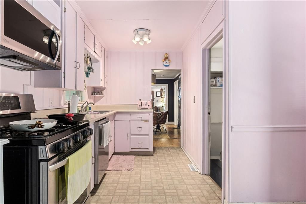 947 S WASHINGTON Street — photo 18