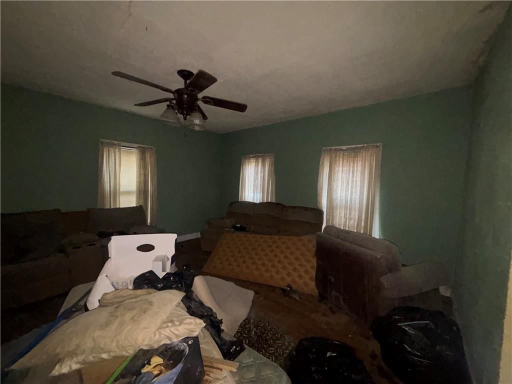 23 N Holbrook Street — photo 28