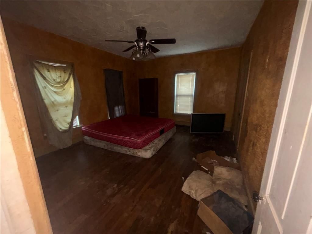 23 N Holbrook Street — photo 31