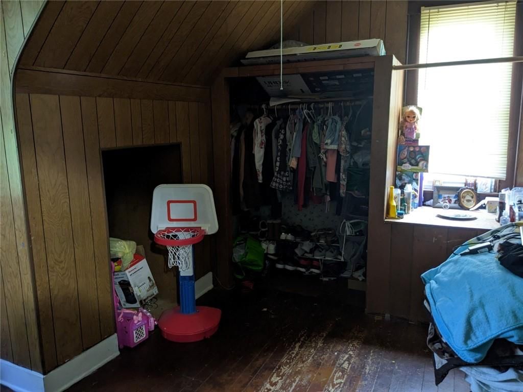 606 Brown Street — photo 11