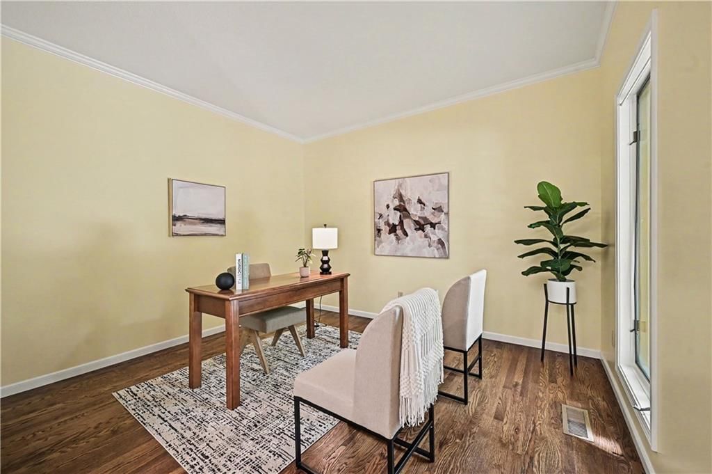 Photo 18 of 49 - 5500 NW 62nd Street, Kansas City, MO 64151
