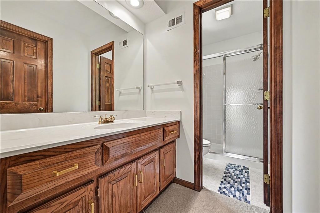 Photo 30 of 49 - 5500 NW 62nd Street, Kansas City, MO 64151