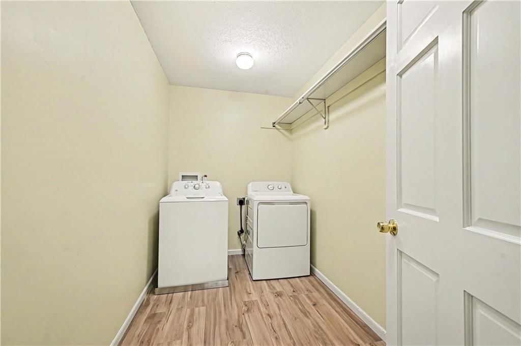 Photo 38 of 49 - 5500 NW 62nd Street, Kansas City, MO 64151