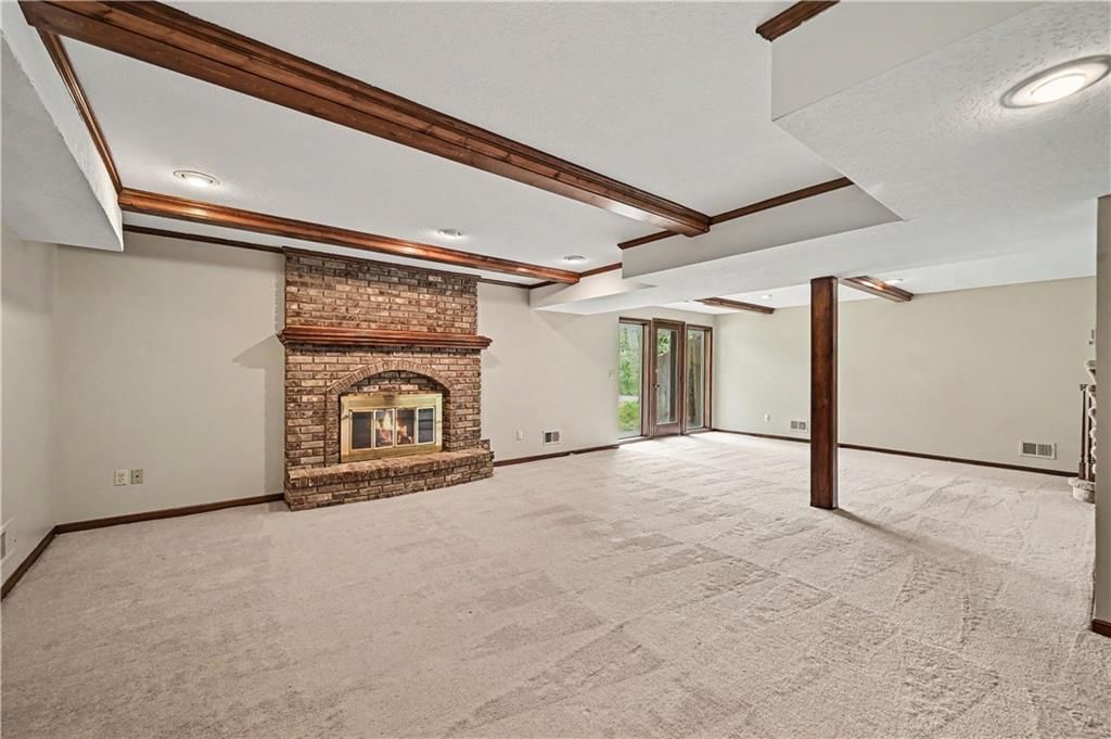 Photo 40 of 49 - 5500 NW 62nd Street, Kansas City, MO 64151
