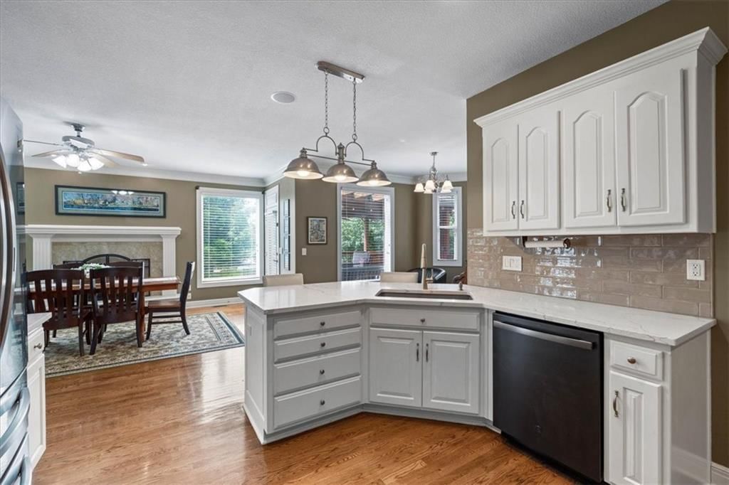 20811 W 100th Street — photo 15