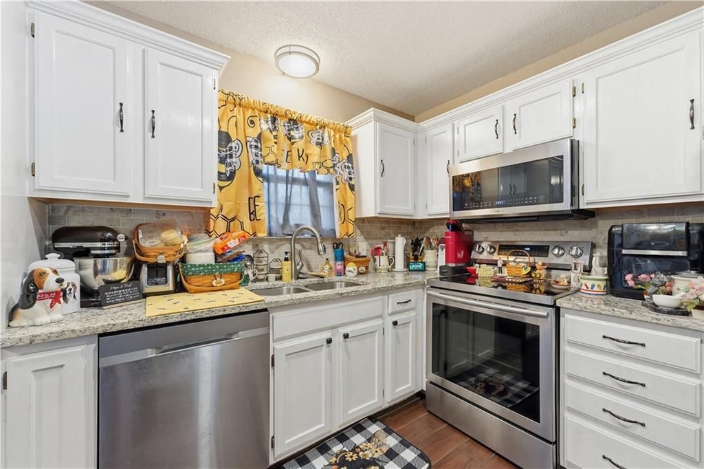 5566 NW Moonlight Meadow Drive — photo 13