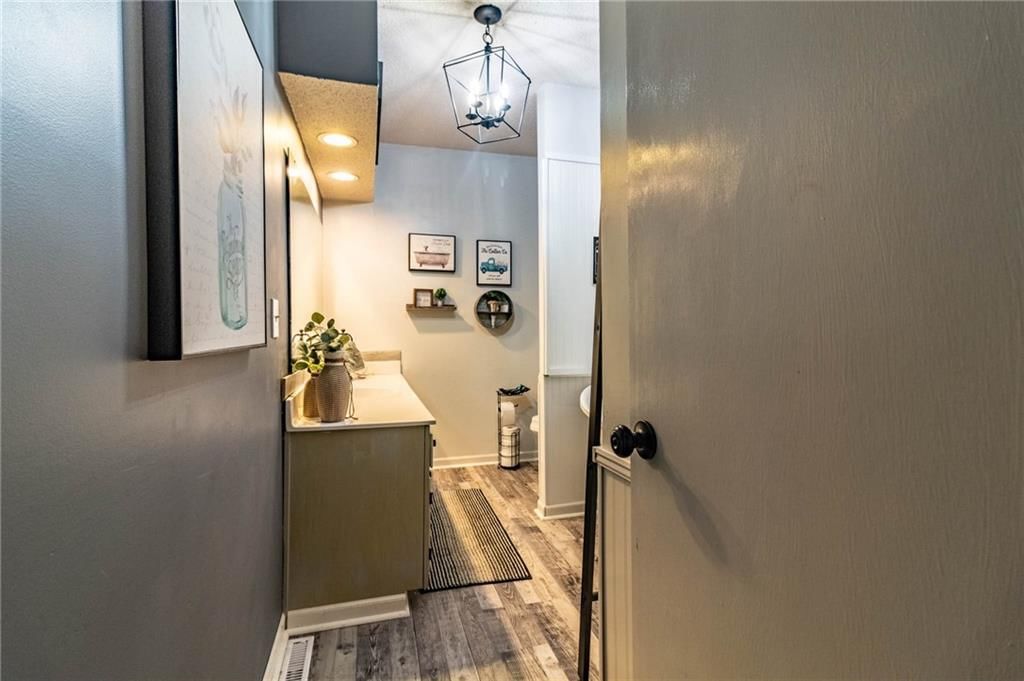 136 NE 901p Road — photo 35