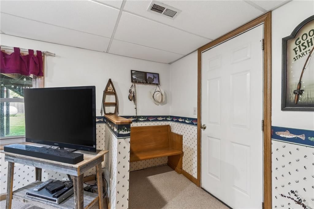 13016 Spring Road — photo 37