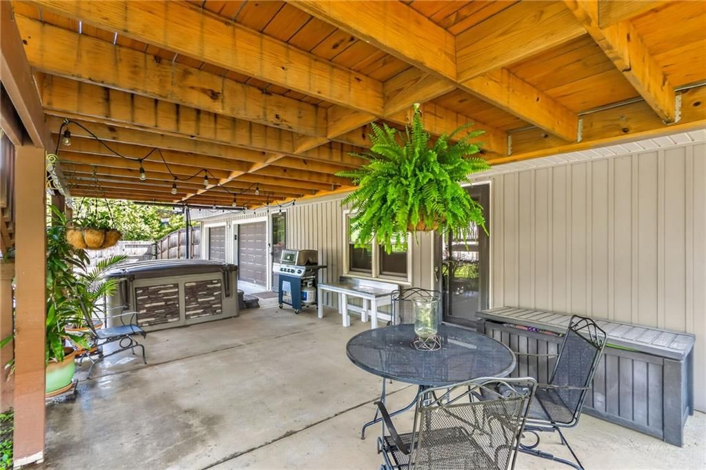 13016 Spring Road — photo 45