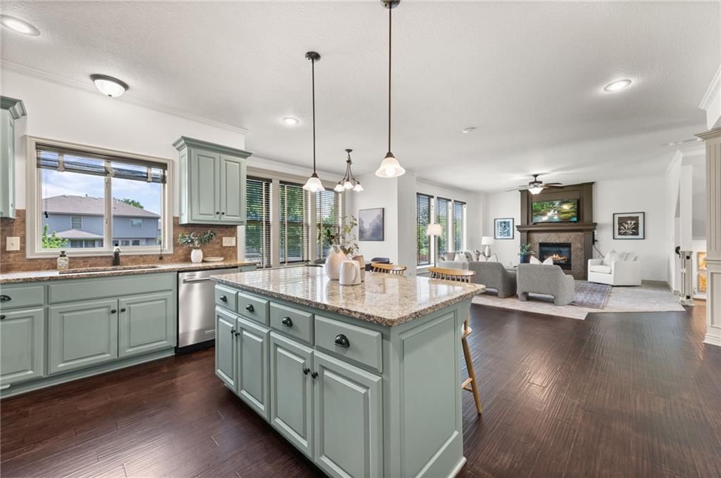 1412 SW Whistle Drive — photo 10