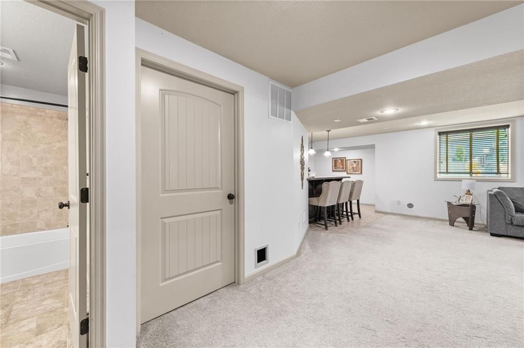 1412 SW Whistle Drive — photo 33