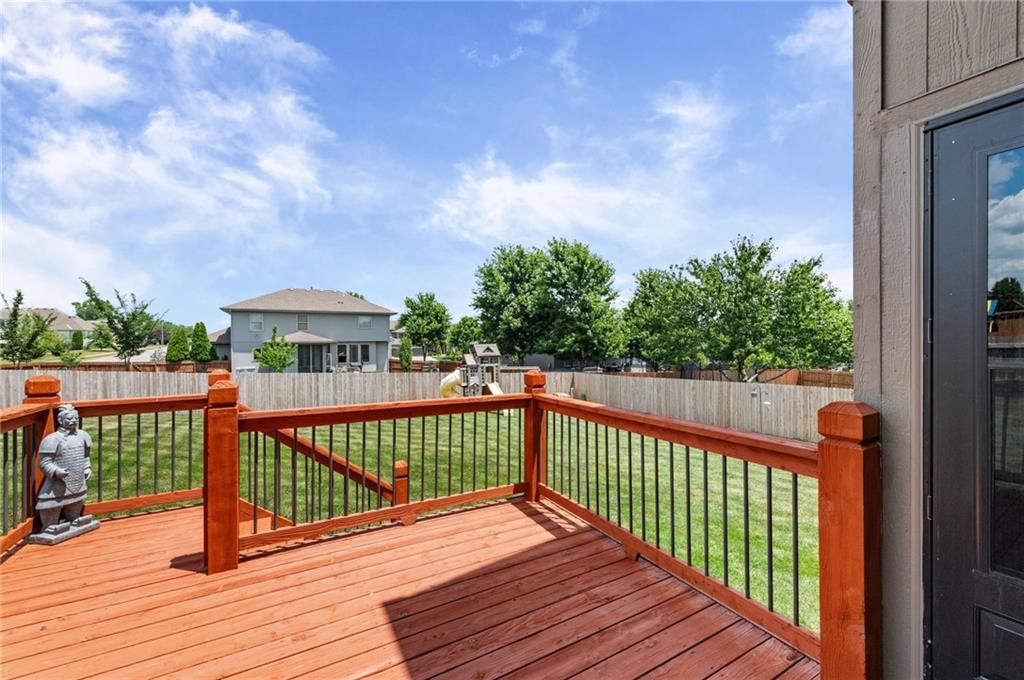 1412 SW Whistle Drive — photo 44