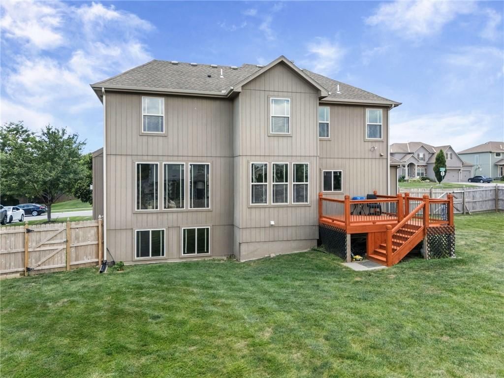 1412 SW Whistle Drive — photo 47