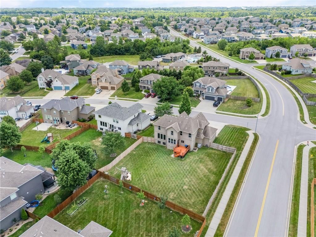 1412 SW Whistle Drive — photo 49