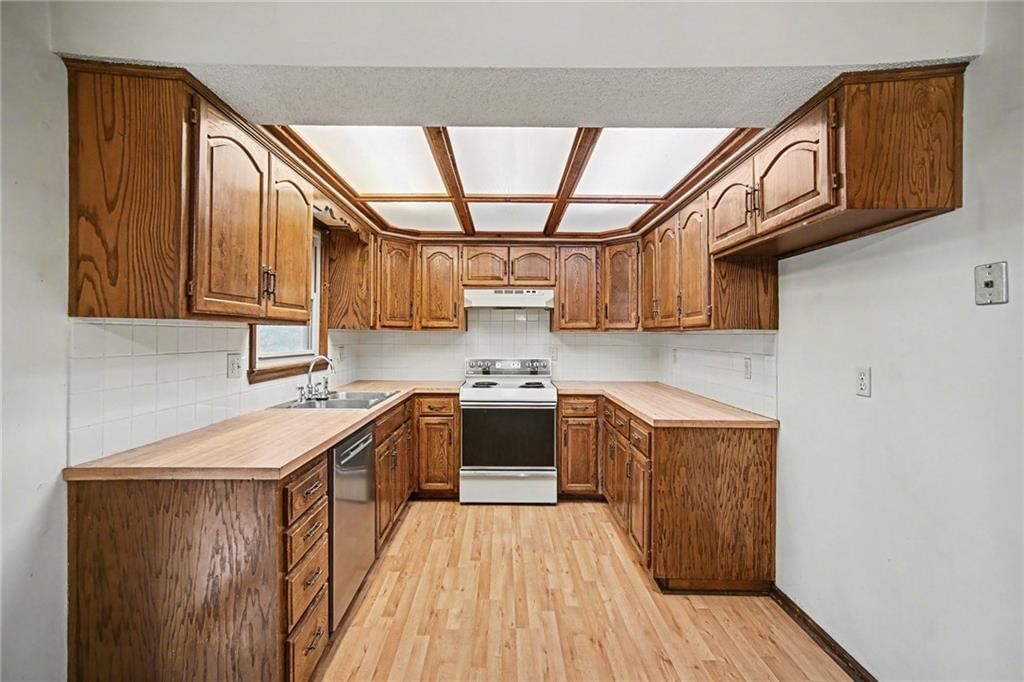 1100 NE 115th Street — photo 12