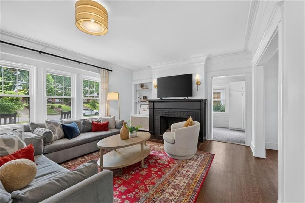 441 W 58th Terrace — photo 7