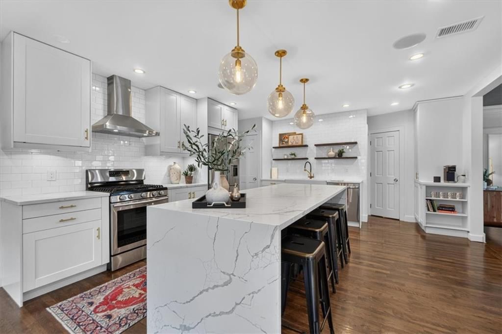 441 W 58th Terrace — photo 19