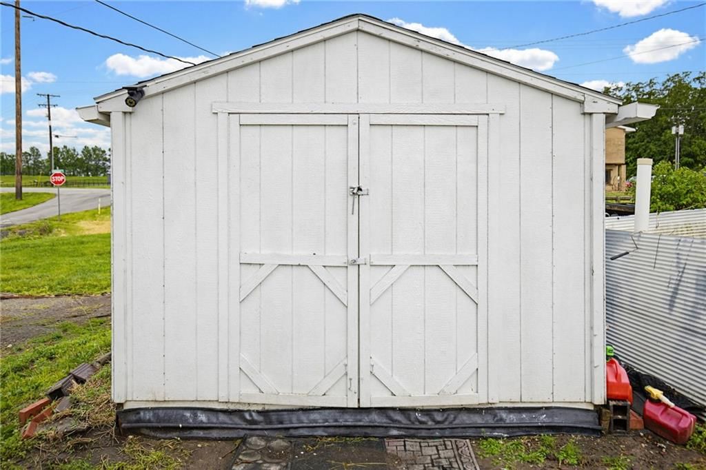 707 Highland Drive — photo 14