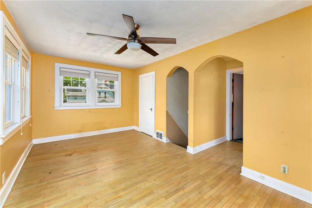 1500 S Broadway Street — photo 30