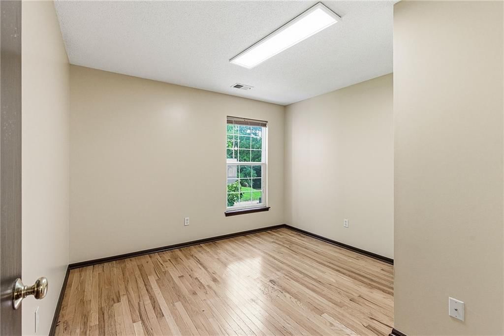 4401 Paseo Boulevard — photo 22
