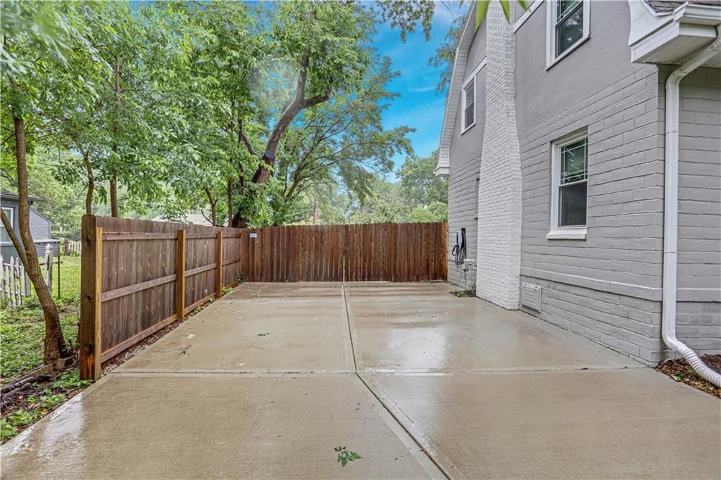 1705 SW Walnut Street — photo 4
