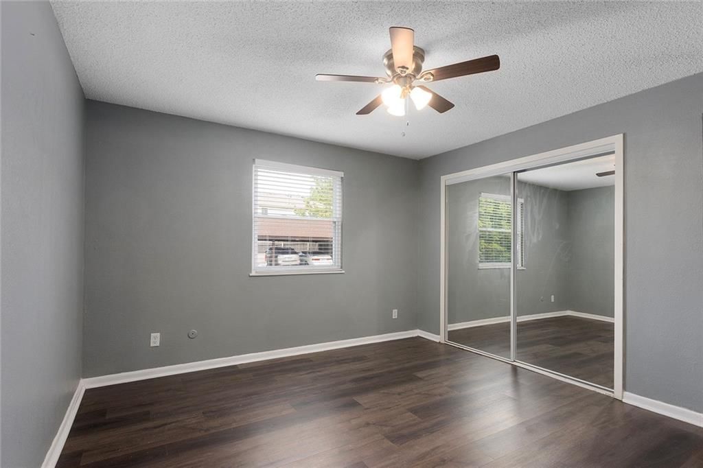 6208 Robinson Street — photo 18