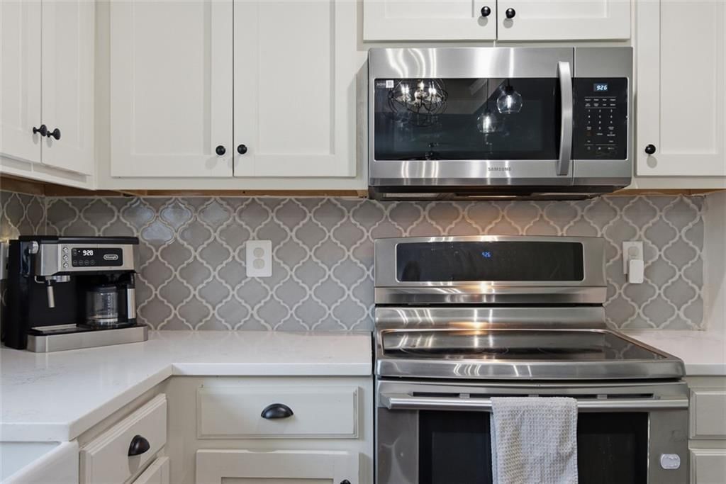 269 W Cheyenne Street — photo 11
