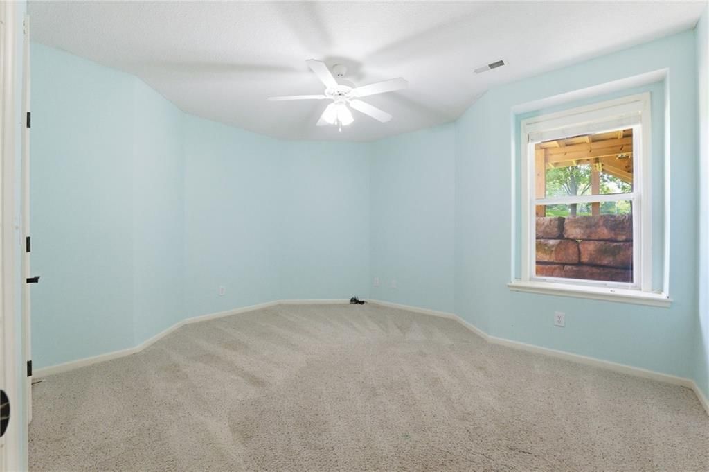 523 Brookwood Lane — photo 24