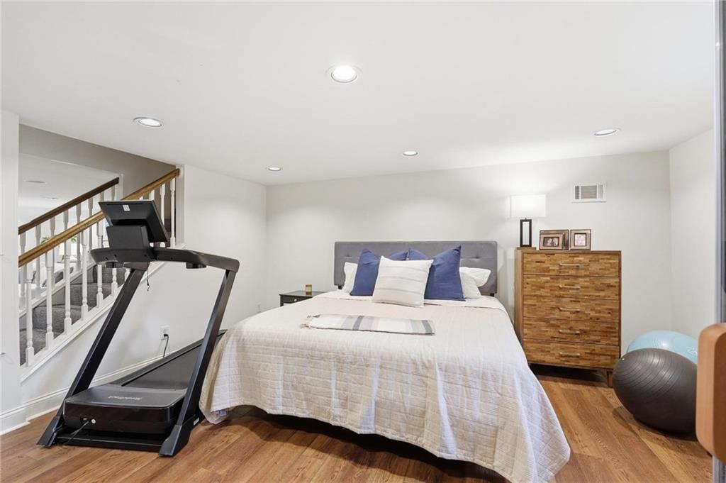 6809 Cedar Street — photo 41