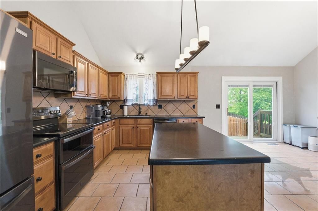 210 E Whispering Hills Boulevard — photo 19