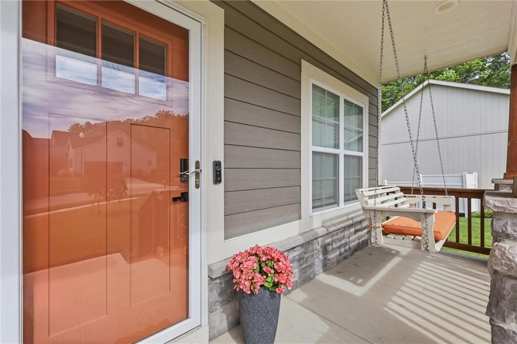 295 Fawn Lane — photo 4