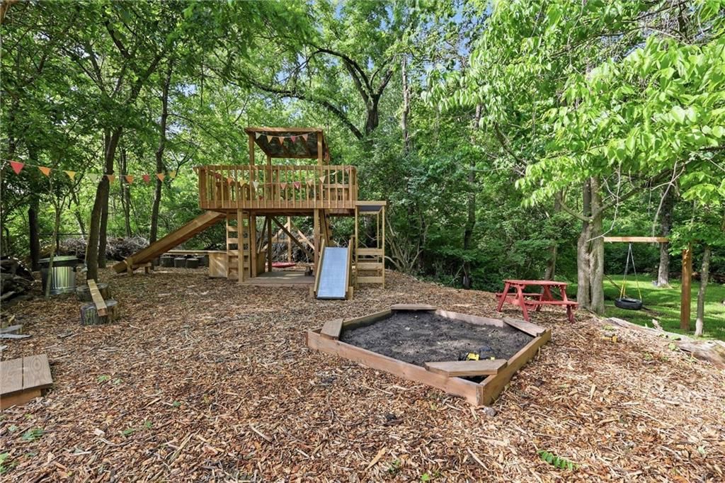 295 Fawn Lane — photo 35