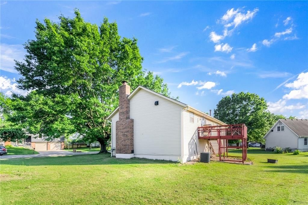14910 W 65th Street — photo 32