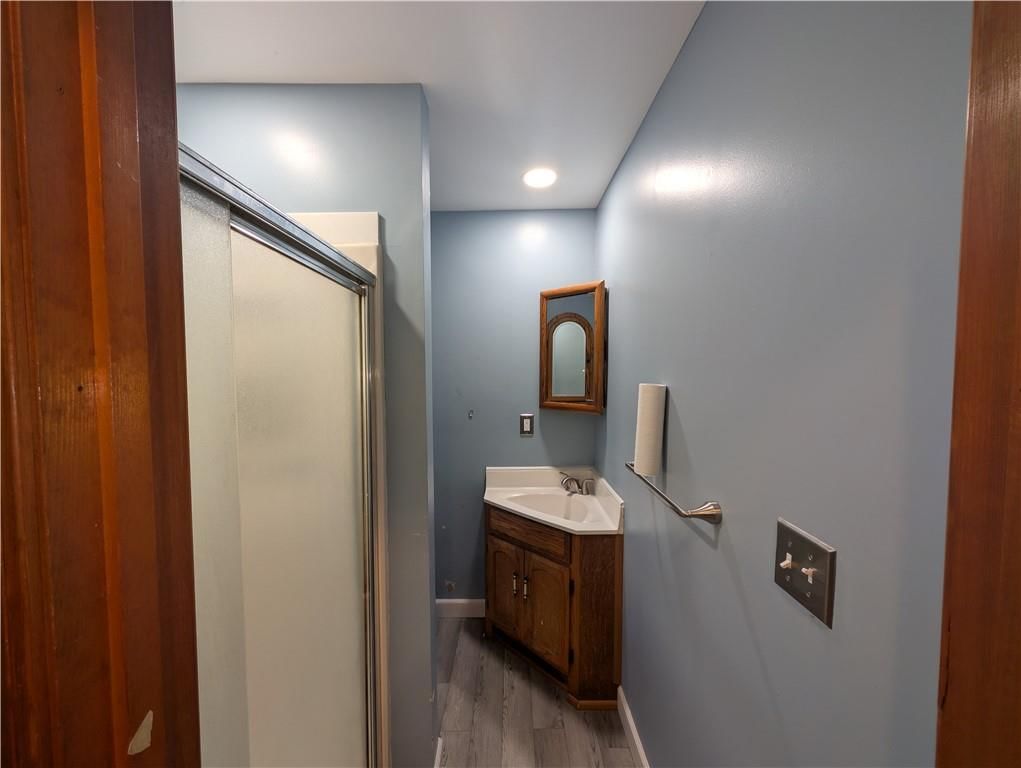 4417 N Oak Trafficway — photo 11