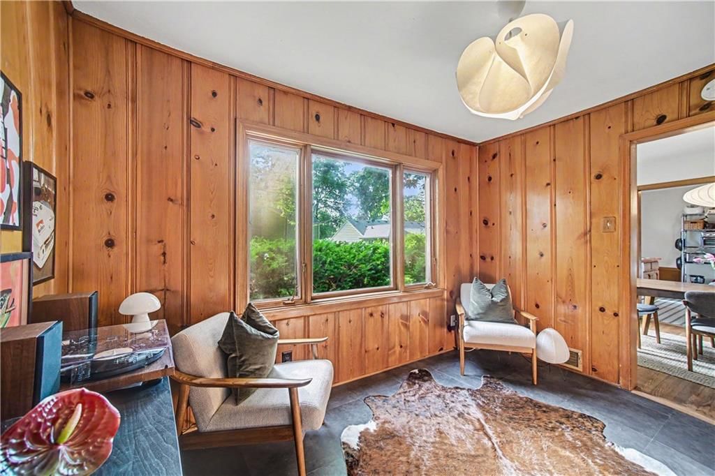 5635 Beverly Avenue — photo 15