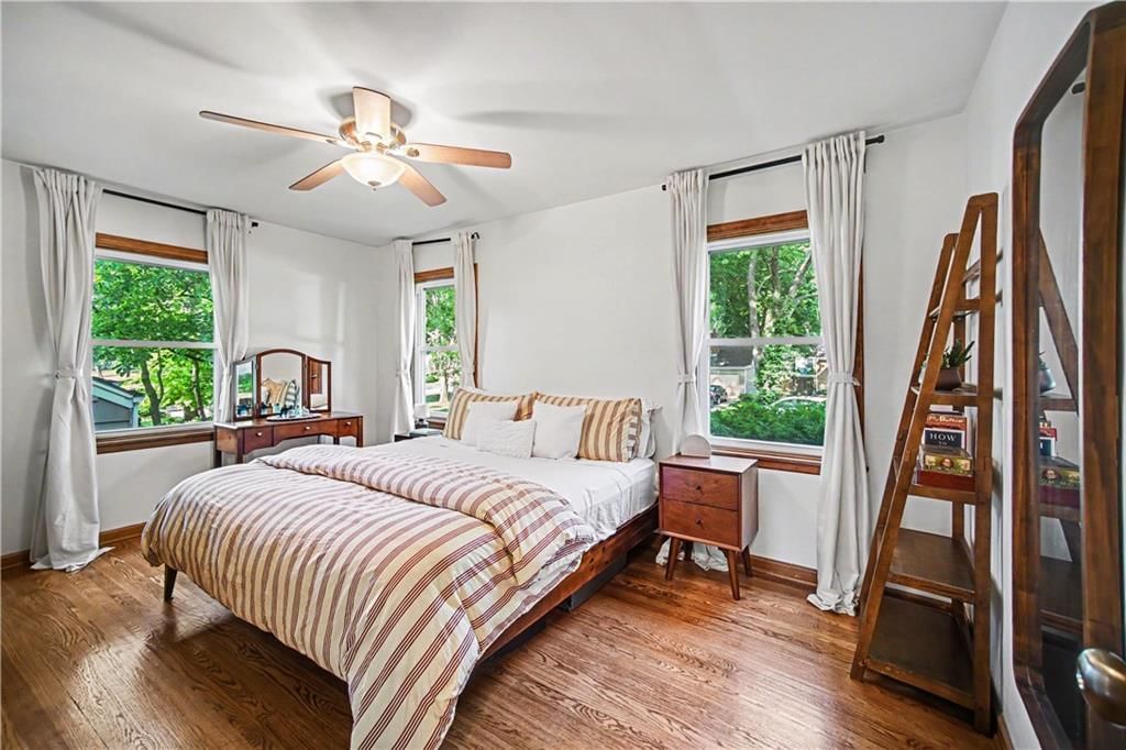 5635 Beverly Avenue — photo 17