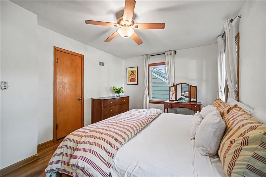 5635 Beverly Avenue — photo 19