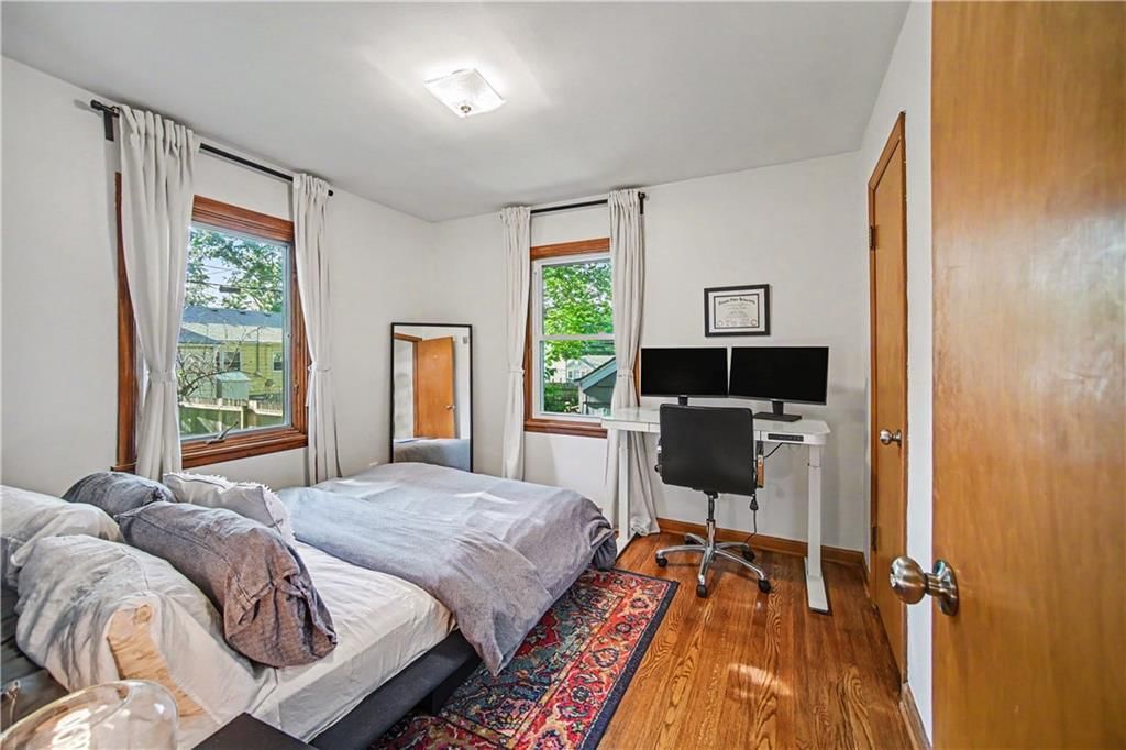 5635 Beverly Avenue — photo 20