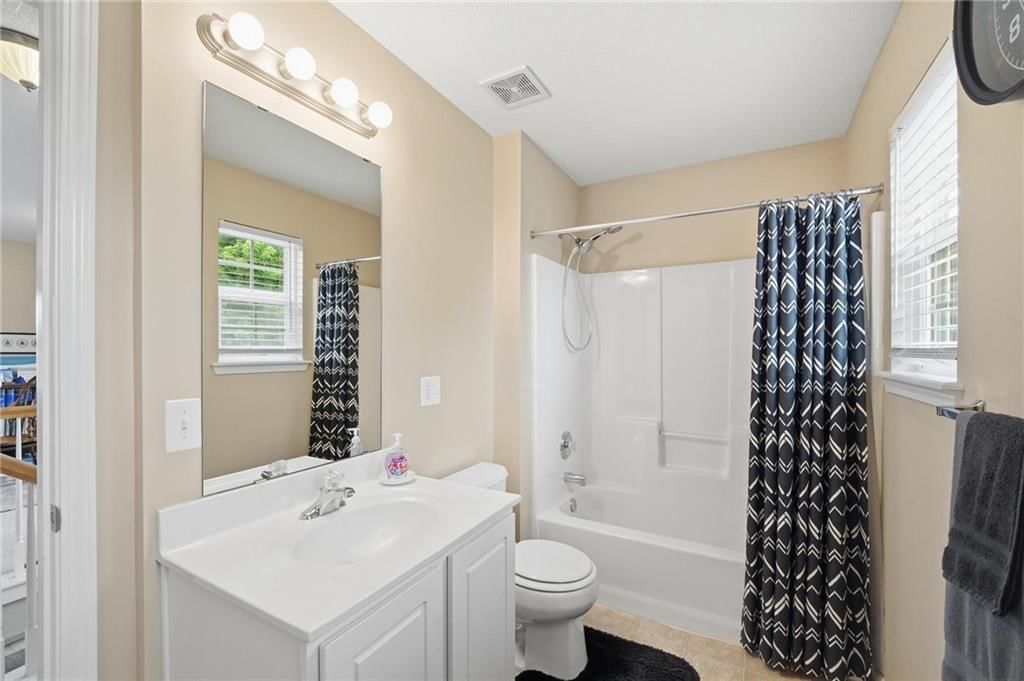 9844 N Hawthorne Avenue — photo 25