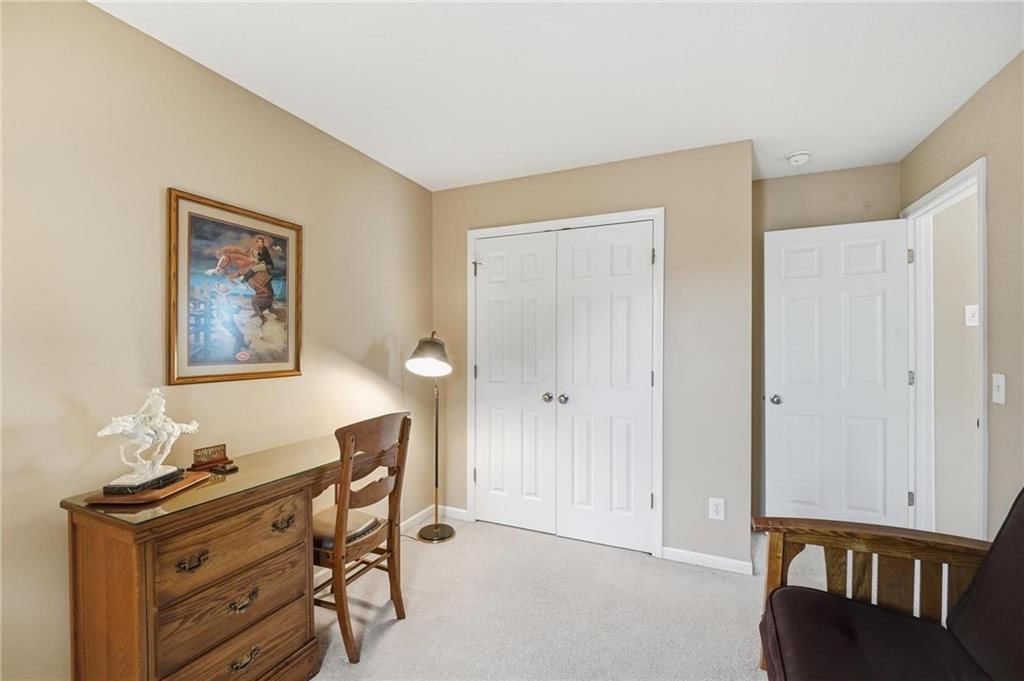 9844 N Hawthorne Avenue — photo 27