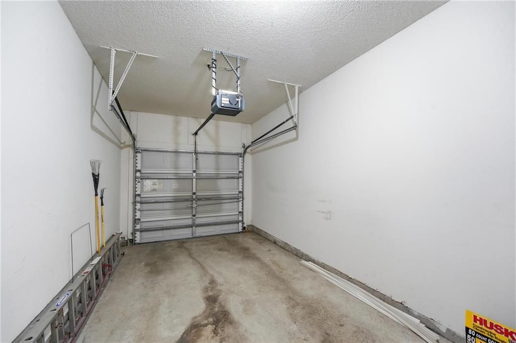 9844 N Hawthorne Avenue — photo 33