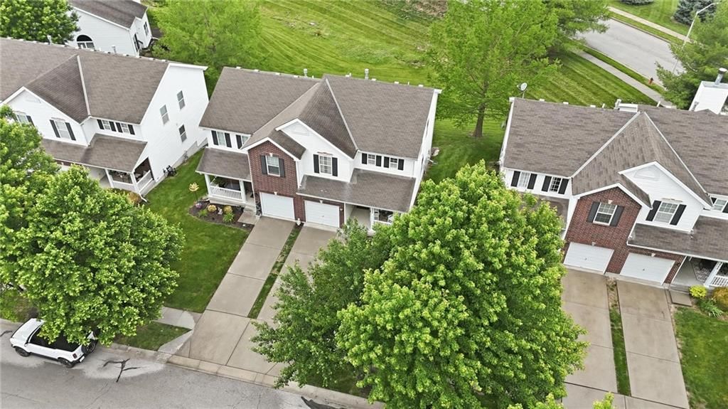 9844 N Hawthorne Avenue — photo 39